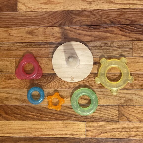 Colorful Infant Toys 6-Piece Lot - Picture 6 of 12